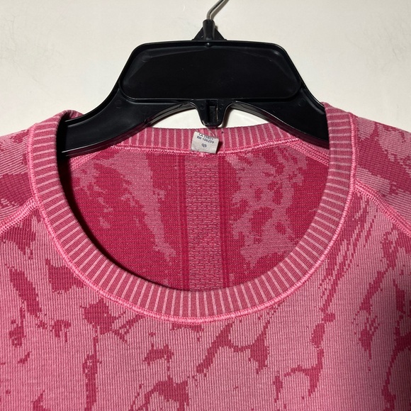 Lululemon Swiftly Tech Short Sleeve Crew Top Heathered Bon Bon Size 8 - Picture 8 of 16